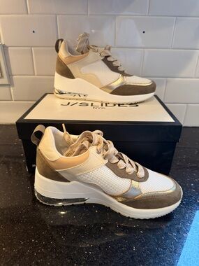 J/SLIDES Platform Sneakers in White, Taupe & Gold Metallic